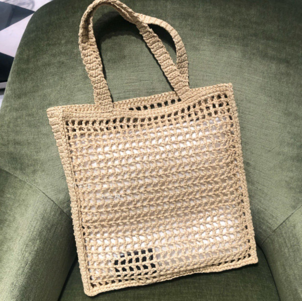 Pra*a raffia tote bag
