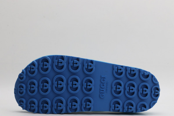 G*u*i slide with interlocking g