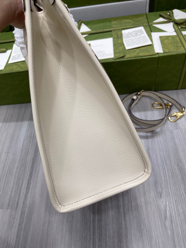 G*u*i gg small tote bag