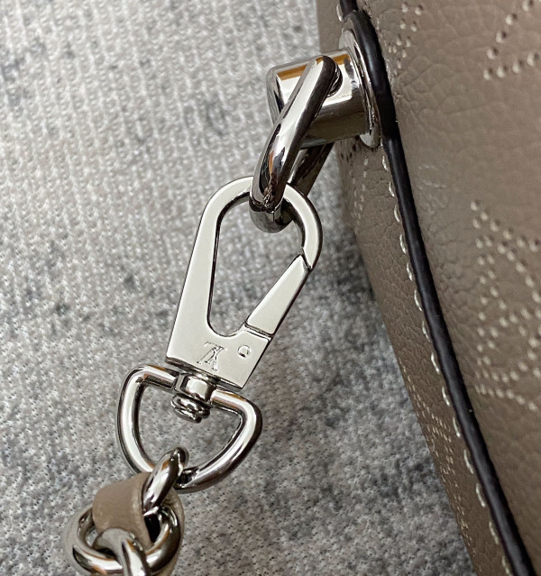 l0*is V*t0n why knot pm