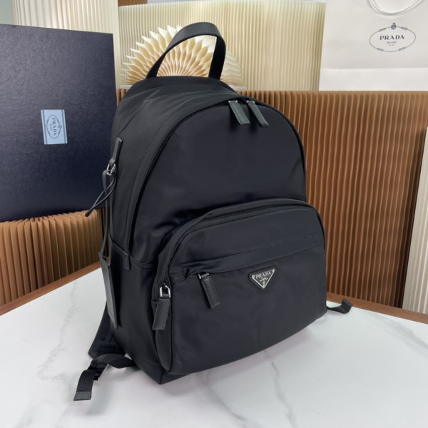 Pra*a re-nylon backpack