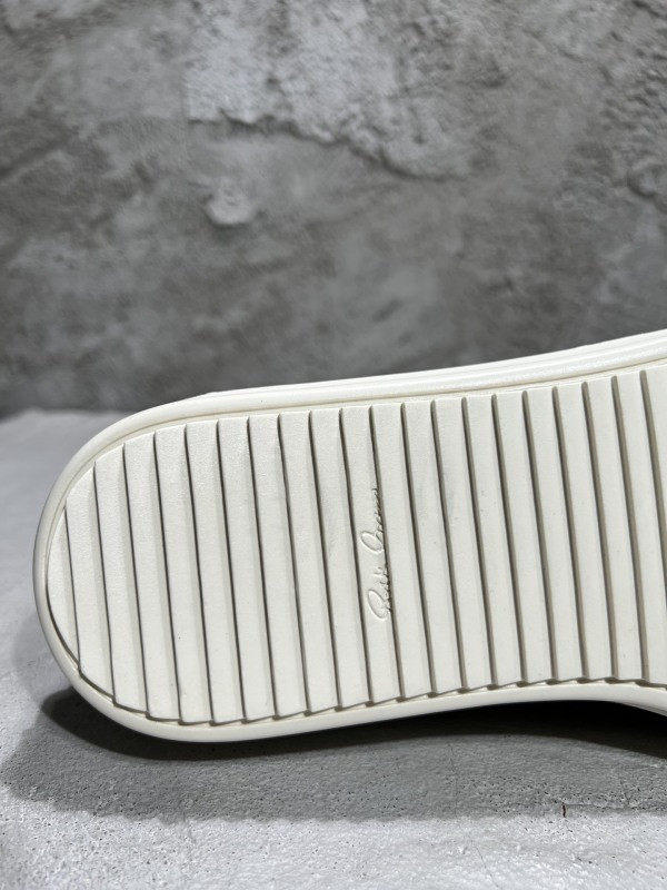 RICK OWENS SNEAKERS SUEDE