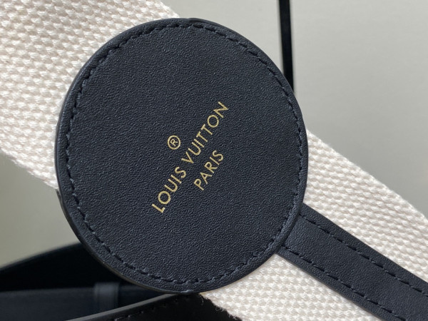 l0*is V*t0n twist mm-23*17*9.5cm