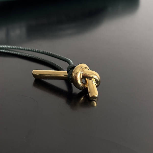 bo*te*ga Ve*ne*ta long clutch andiamo with handle-31*13*3cm