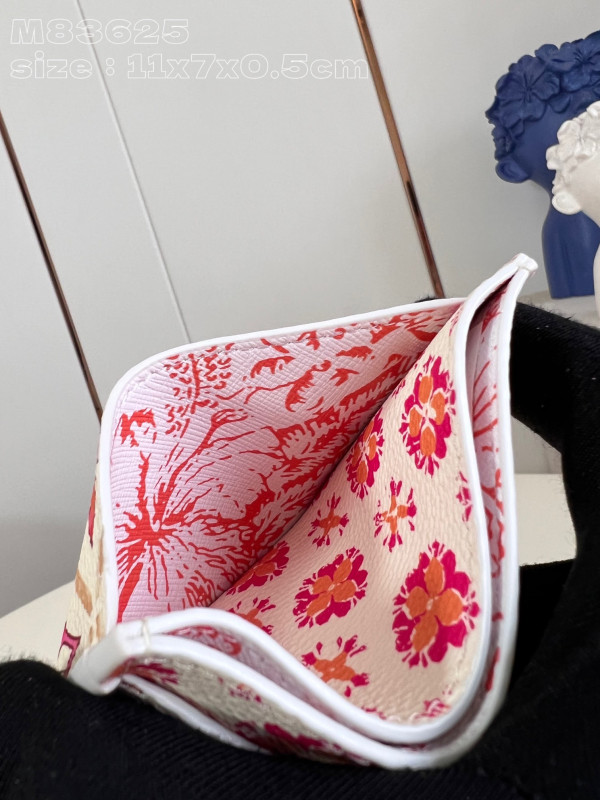 l0*is V*t0n card holder-11*7*0.5cm