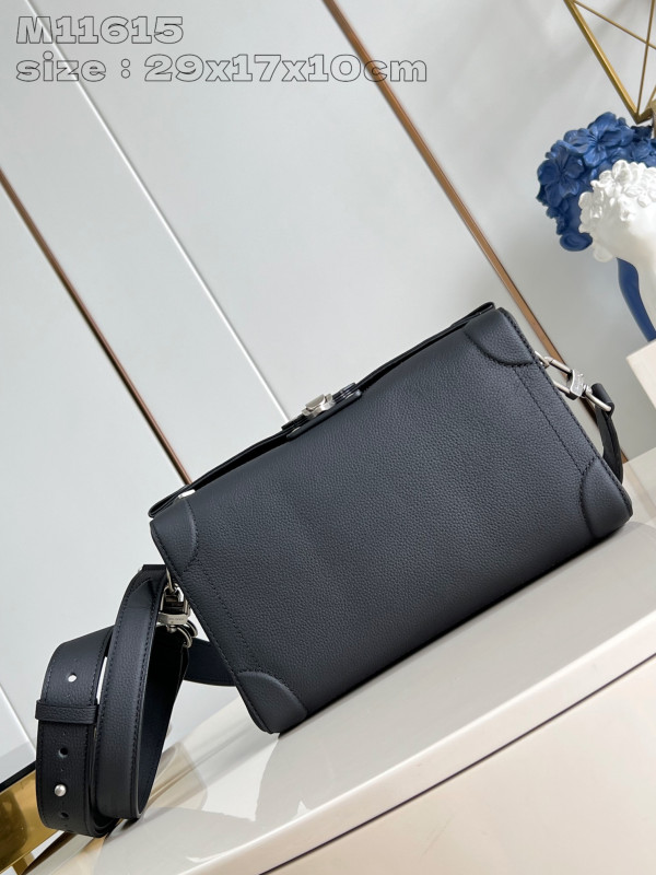 l0*is V*t0n soul trunk east west-29*17.5*10cm