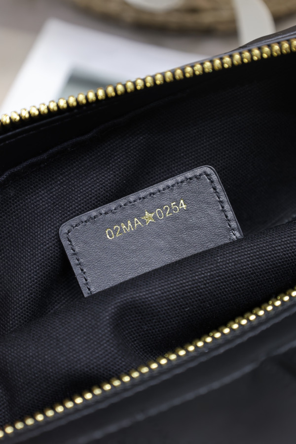 Diro Small D-Journey Bag-25.5*14.5*14CM