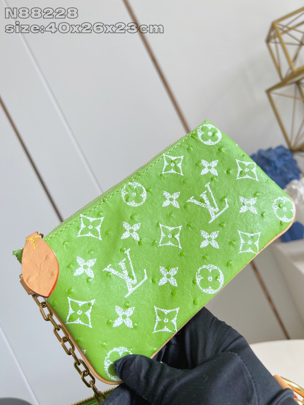 l0*is V*t0n speedy 40